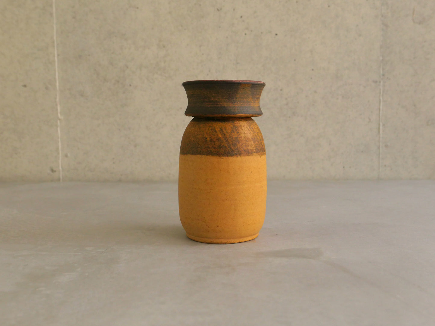 Flower Vase with Candle ''Sunning'' 1
