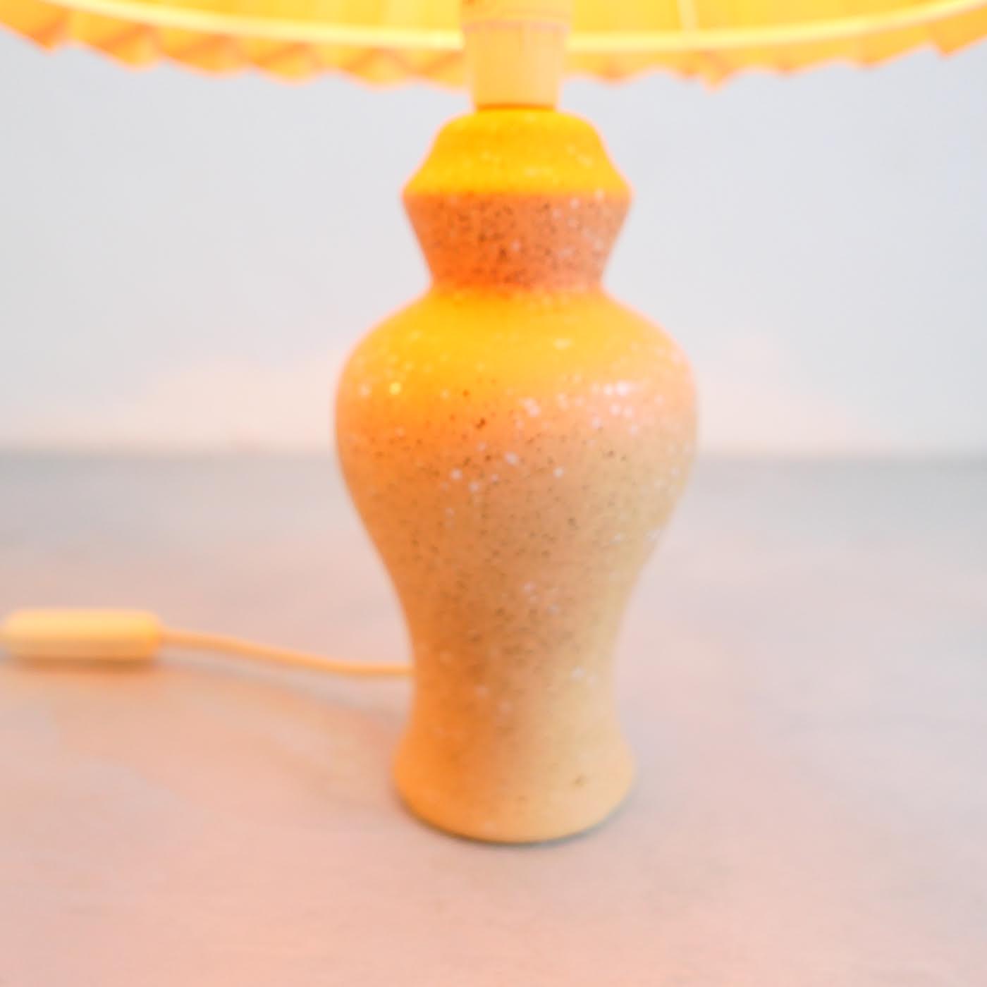 Vintage Ceramic Table Lamp