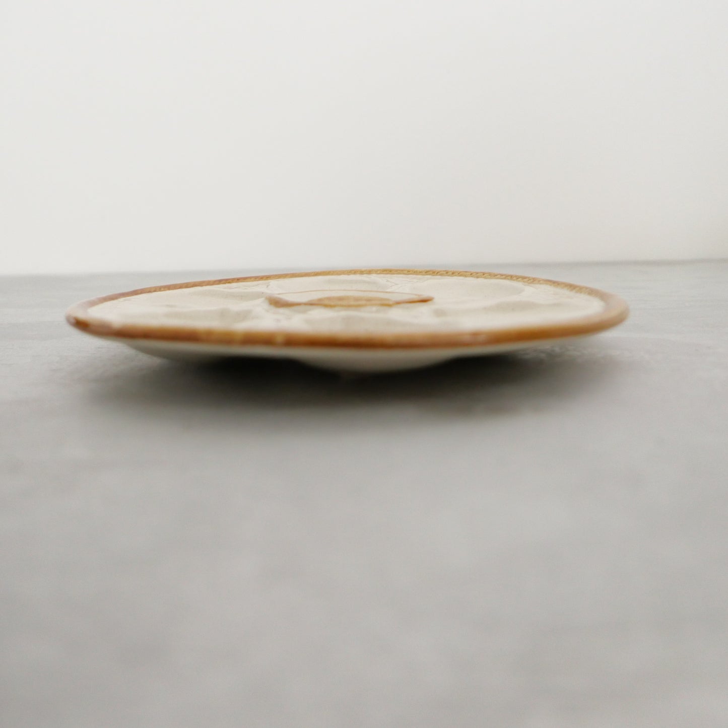 St.Clement Vintage Oyster Plate 1960s
