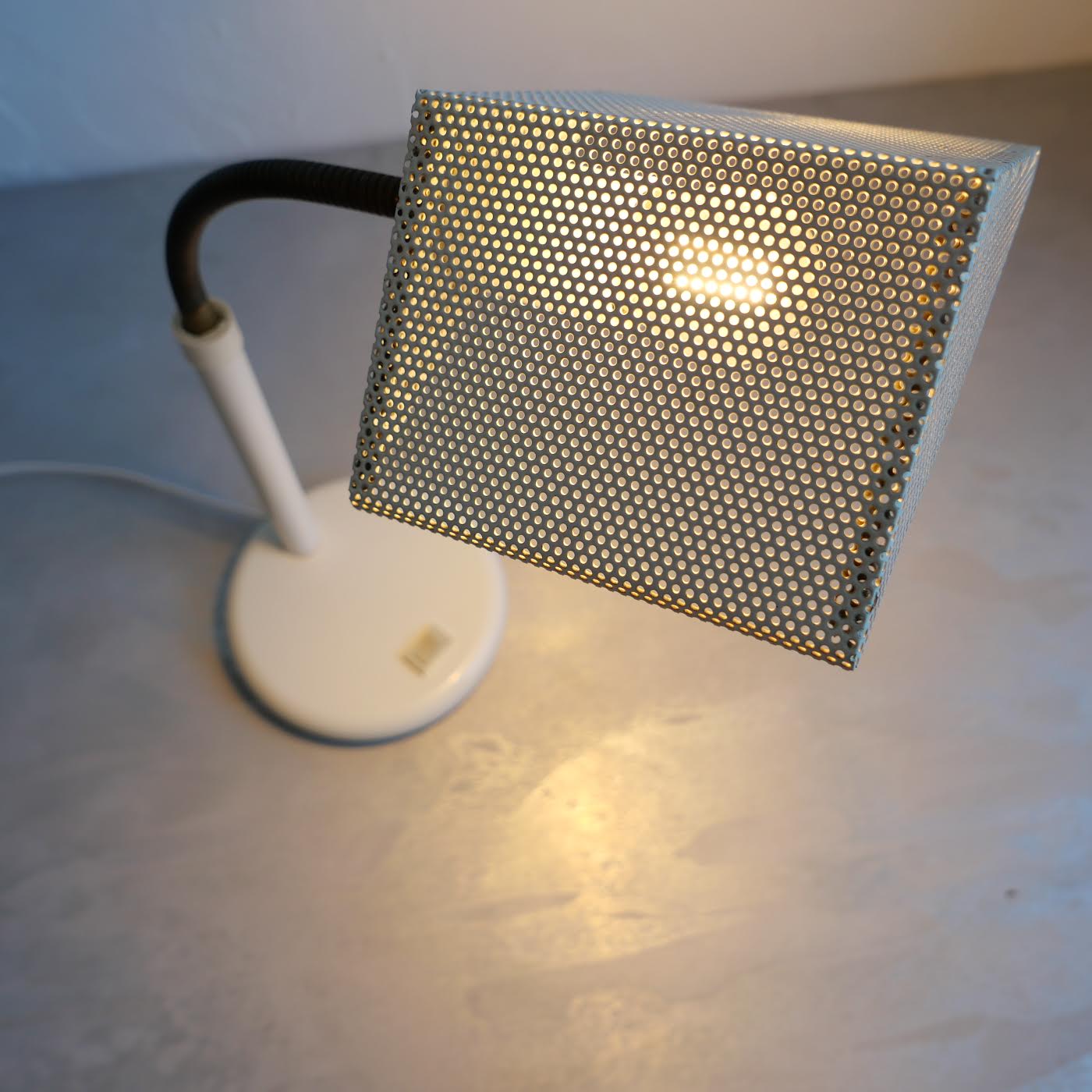 Minimalist Design Table Lamp