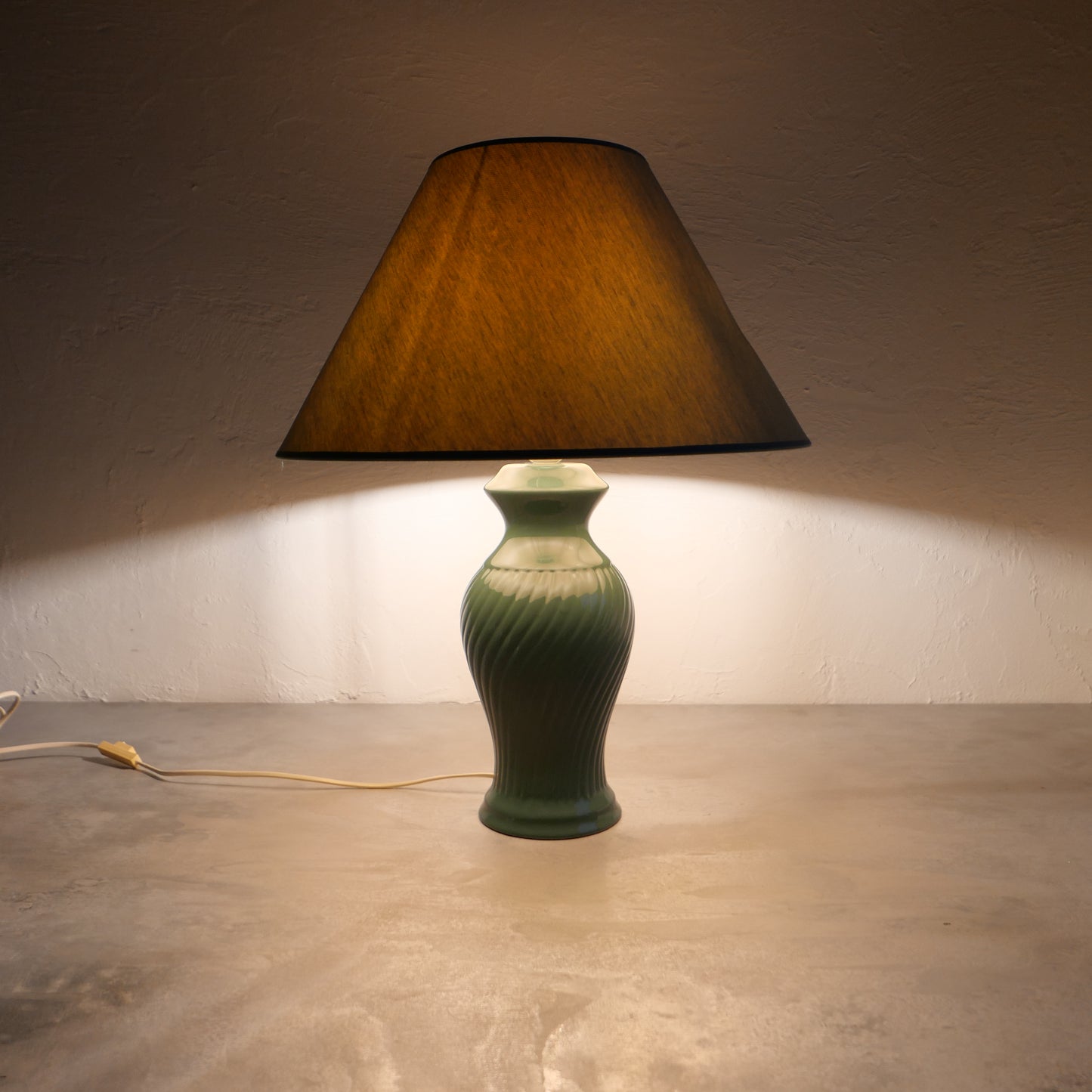 Vintage Ceramic Table Lamp